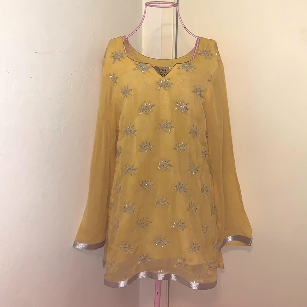ISHQ A womens dream Women's Gold/Silver embroidered L/S Top- Medium